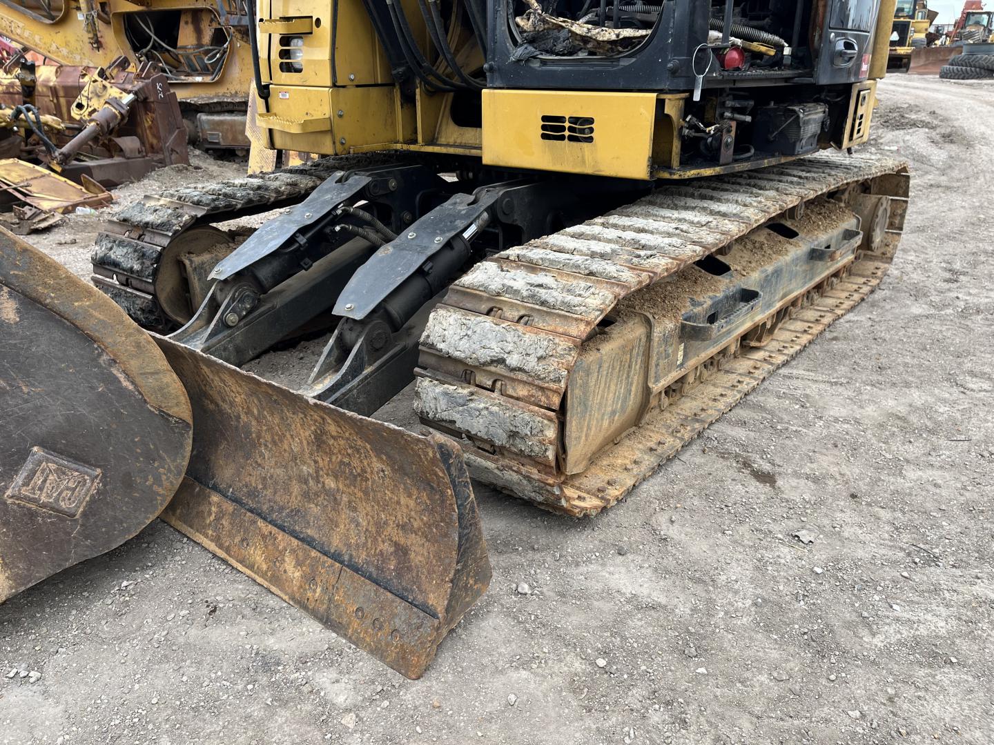 ./imagenes/INVOICE/2019/17290/EXCAVADORA CATERPILLAR 315F (38).JPG